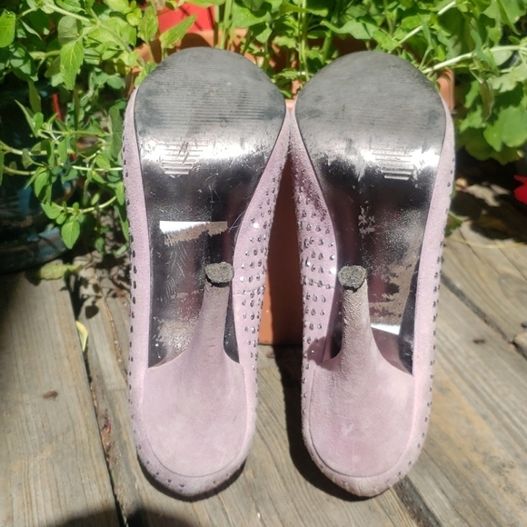 Steve Madden Twilitte Lavender Suede Pumps - Picture 8 of 8